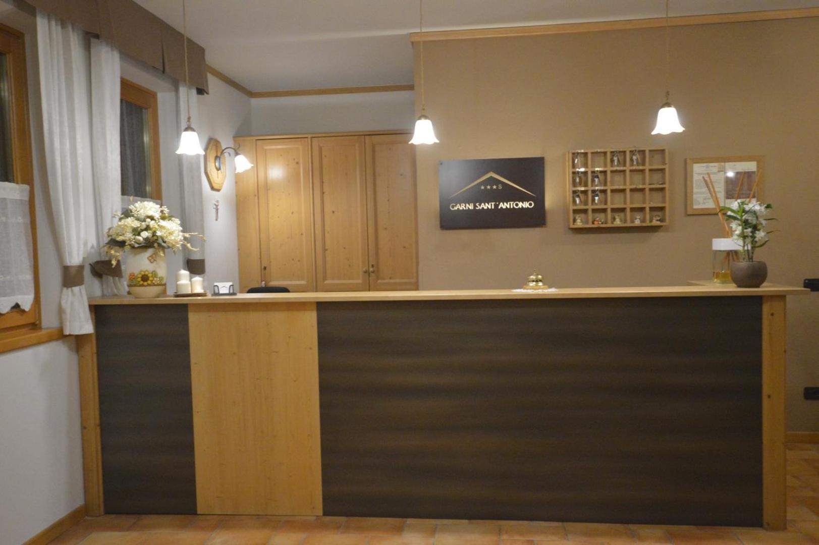 Hotel Garni Sant'Antonio Con Spa มาดอนนาดีกัมปิโญ ภายนอก รูปภาพ
