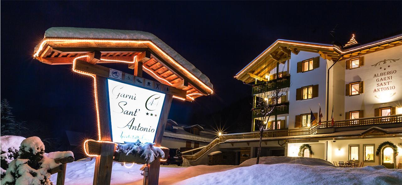 Hotel Garni Sant'Antonio Con Spa มาดอนนาดีกัมปิโญ ภายนอก รูปภาพ