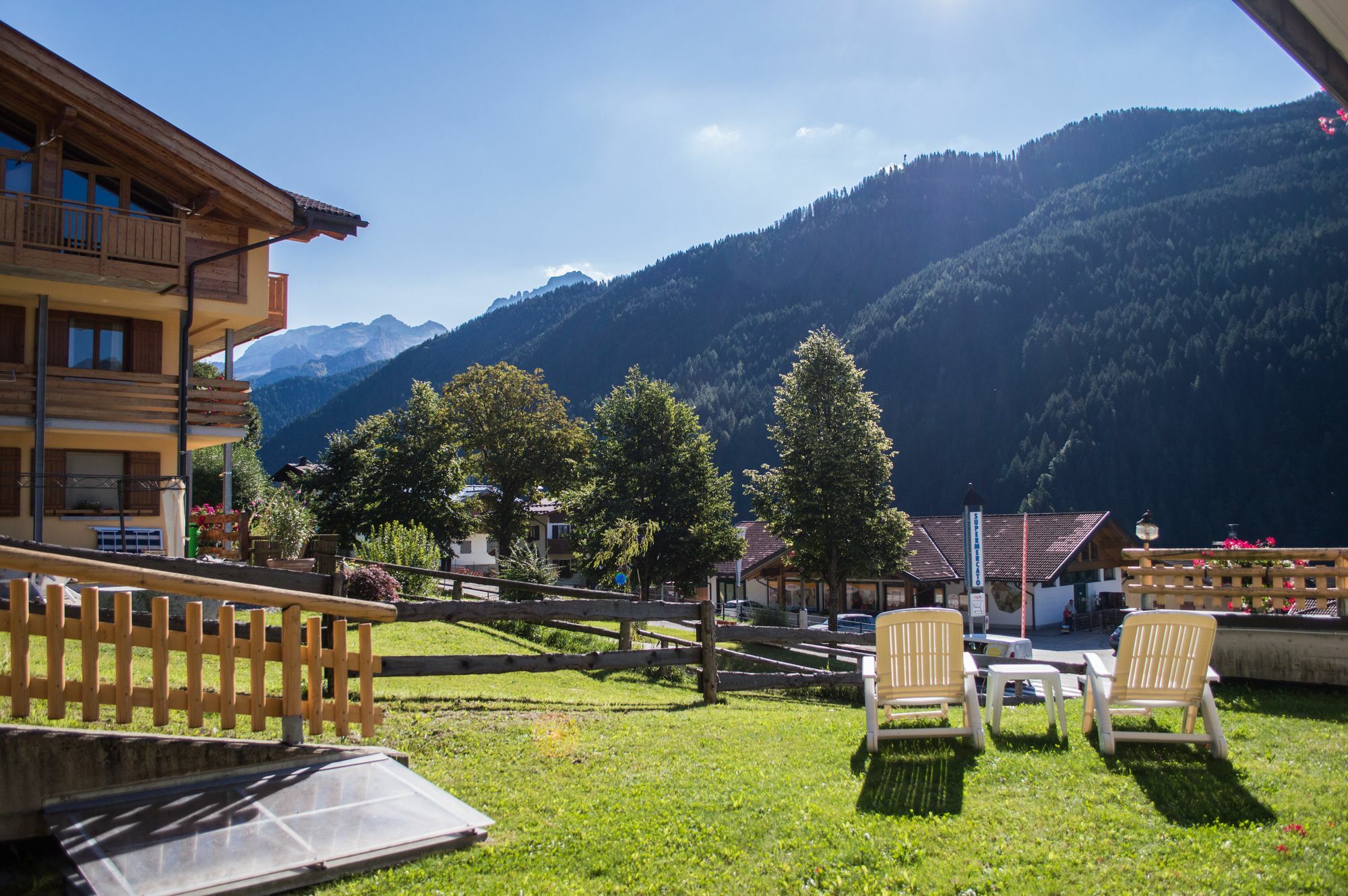 Hotel Garni Sant'Antonio Con Spa มาดอนนาดีกัมปิโญ ภายนอก รูปภาพ